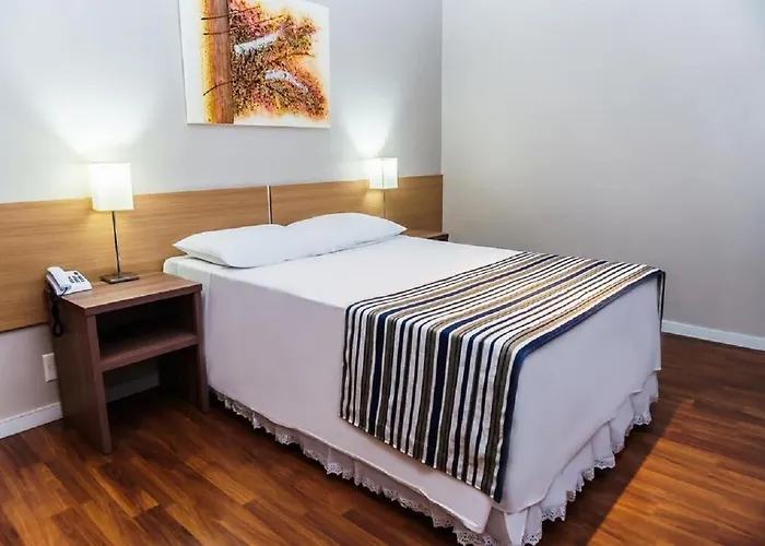 Hotel Nacional Inn Porto Alegre - Proximo Ao Complexo Hospitalar Santa Casa E Ufrgs
