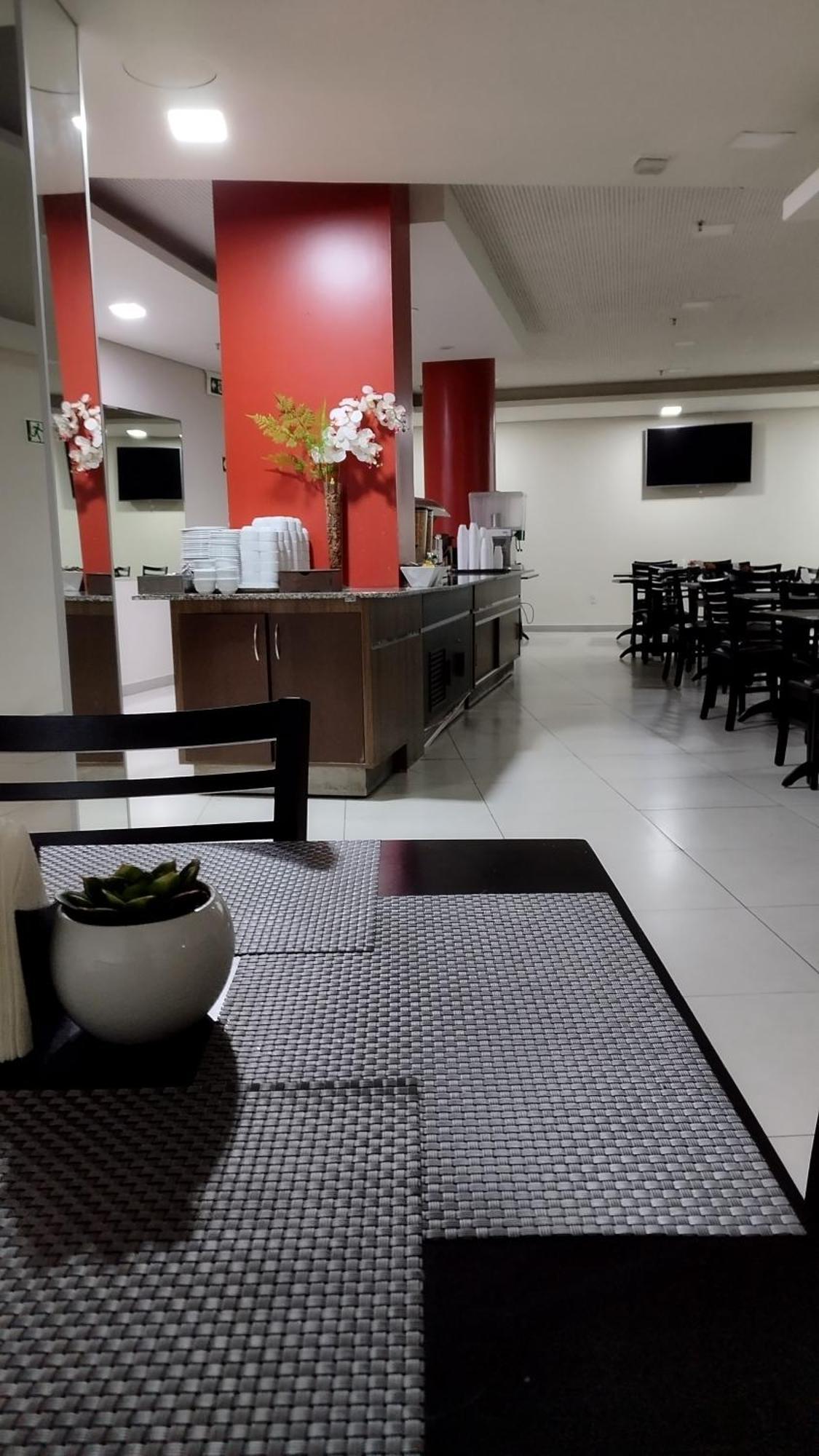 Nacional - Proximo Ao Complexo Hospitalar Santa Casa E Ufrgs